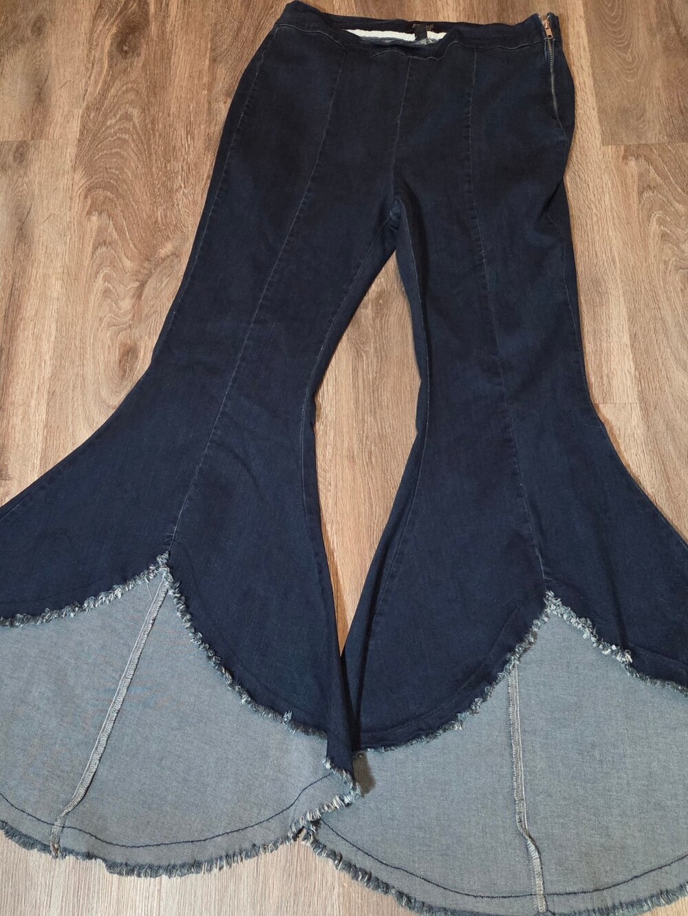 Judy Blue Size 16W Super Flare Jeans Dark Wash Raw Hem Dramatic Bell Bottom
